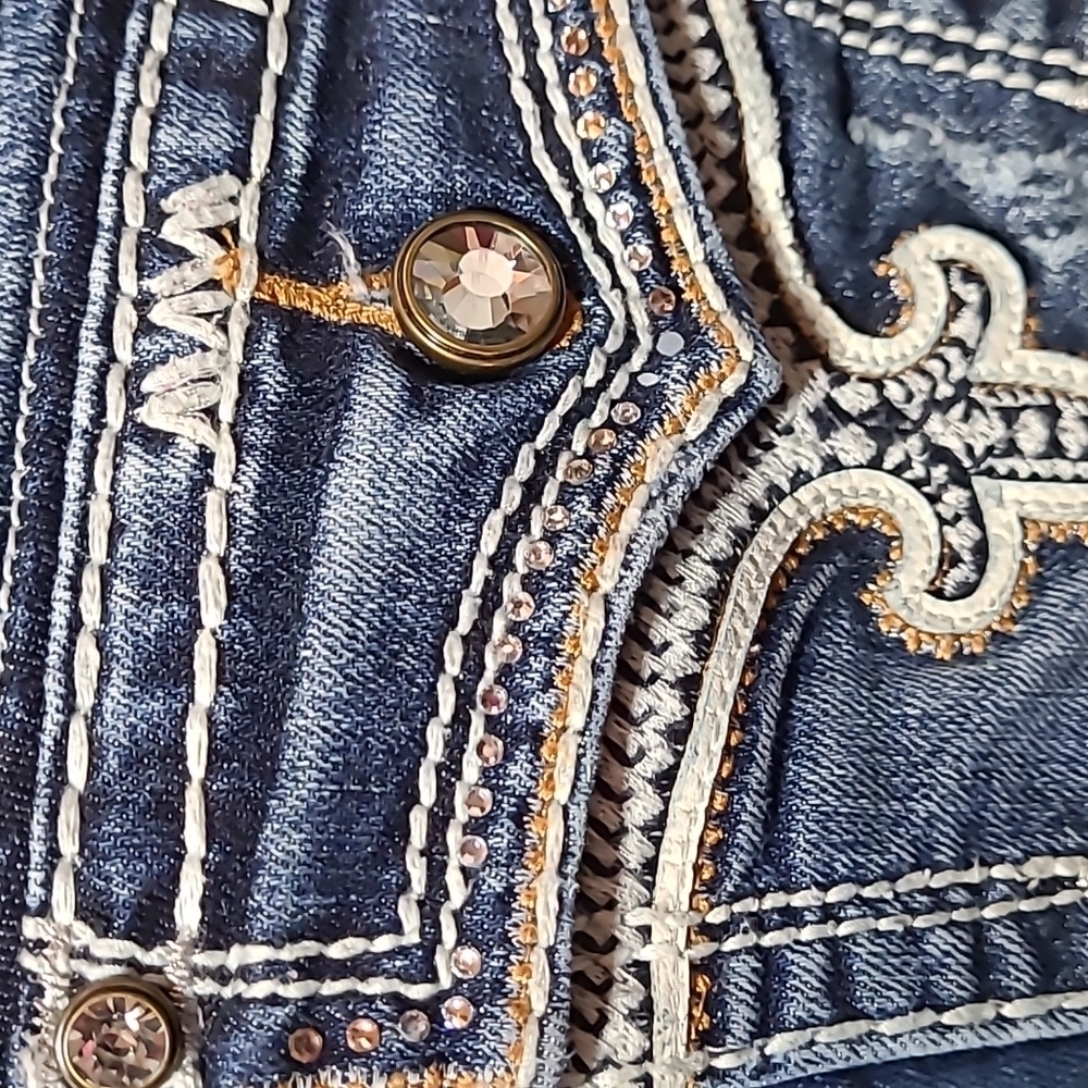 ROCK REVIVAL ENA EMBROIDERED RHINESTONES BOOT-CUT DENIM JEAN - Picture 4 of 16